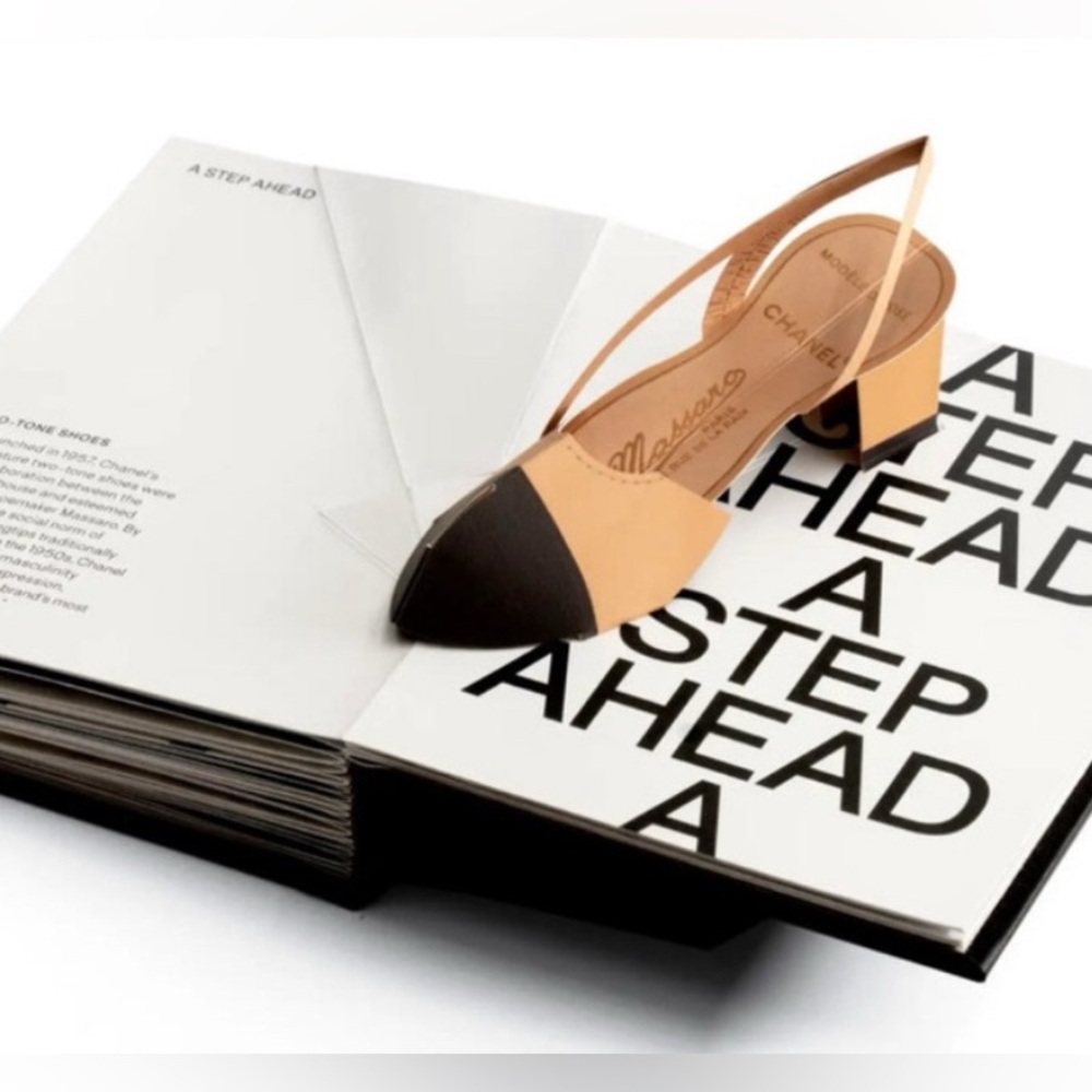 CHANEL Black and White Fashion Pop-Up Book